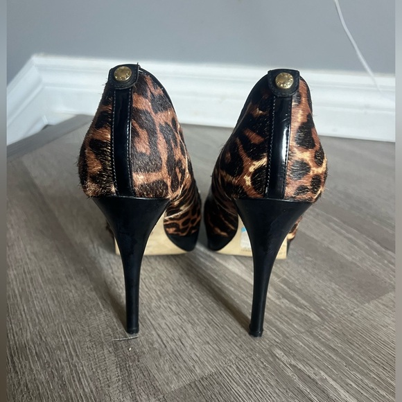 Michael Kors leopard peep toe heels - Picture 6 of 7